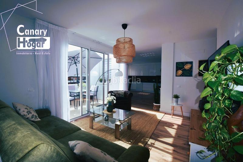 Foto a82304e7-a34a-4f24-8b8e-a64c606fa6a6. Ático se vende atico duplex de esquina reformado en complejo el barranco amarilla golf con vistas al mar en San Miguel de Abona