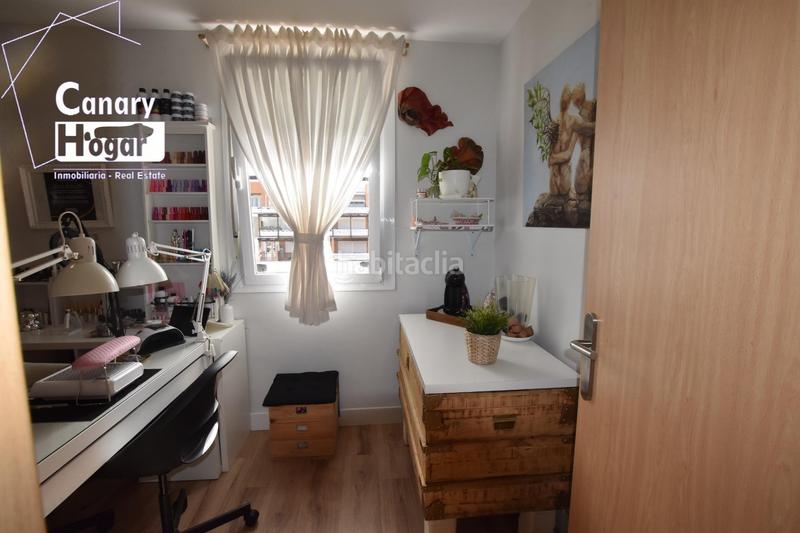 Foto b8eac29a-2d83-4367-865a-bbda89c83e09. Ático se vende atico duplex de esquina reformado en complejo el barranco amarilla golf con vistas al mar en San Miguel de Abona
