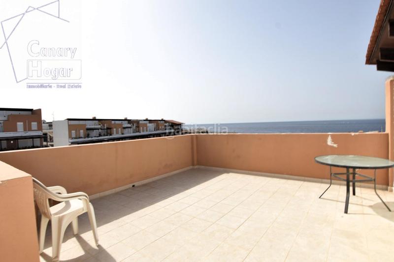 Foto c476fbf4-57ee-44e4-9825-26bb44194e42. Ático se vende atico duplex de esquina reformado en complejo el barranco amarilla golf con vistas al mar en San Miguel de Abona