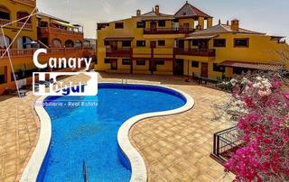 Appartement in Playa del Duque. Piso de planta baja en venta en elite palace playa el duque con