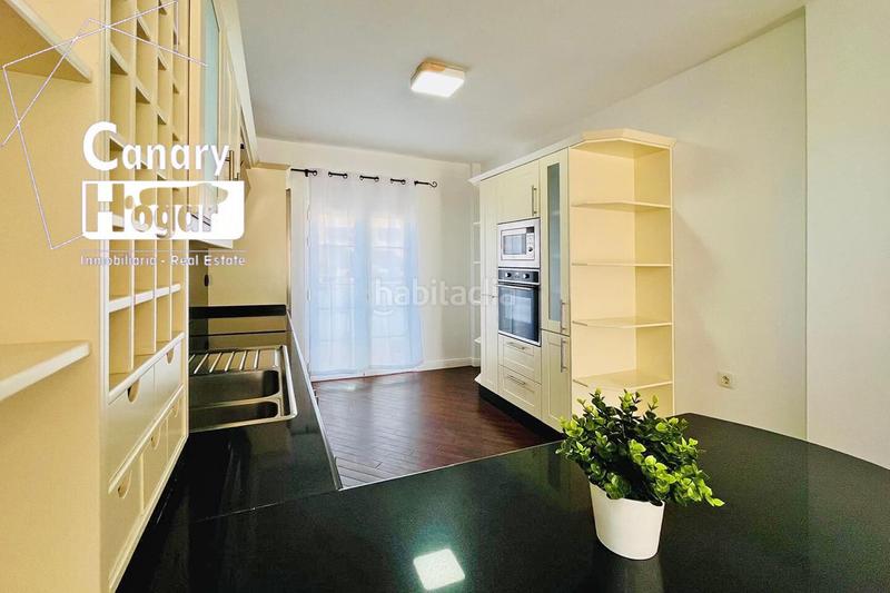 Foto 74135cb6-a941-4a0d-9f65-6487200696ea. Àtic amb piscina a Playa de Fañabé Adeje