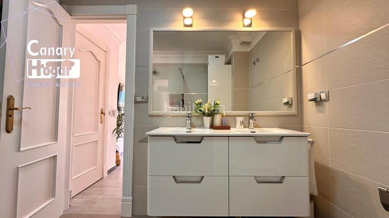 Foto 53e77d54-56f7-4669-b7ca-3a8a112f0592. Xalet amb aparcament piscina a Playa Fañabé Alto Adeje