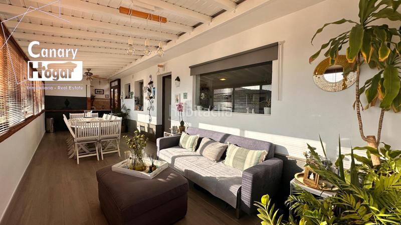 Foto c5b1999a-5c38-41c4-8558-6865c2651e0c. Xalet amb aparcament piscina a Playa Fañabé Alto Adeje