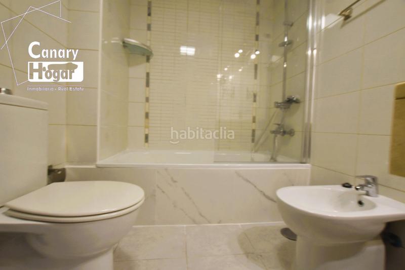 Foto 61244d09-cd4b-43dc-a470-fe03d2bdb038. Casa a schiera con parcheggio piscina in Playa Fañabé Alto Adeje