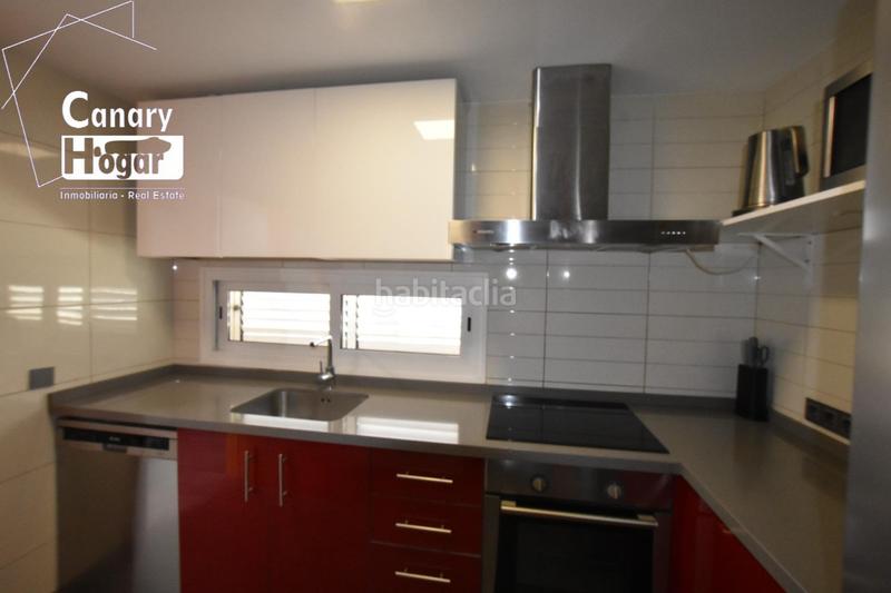 Foto 66fff913-1b50-4ae6-969d-bec4273b02ea. Casa a schiera con parcheggio piscina in Playa Fañabé Alto Adeje