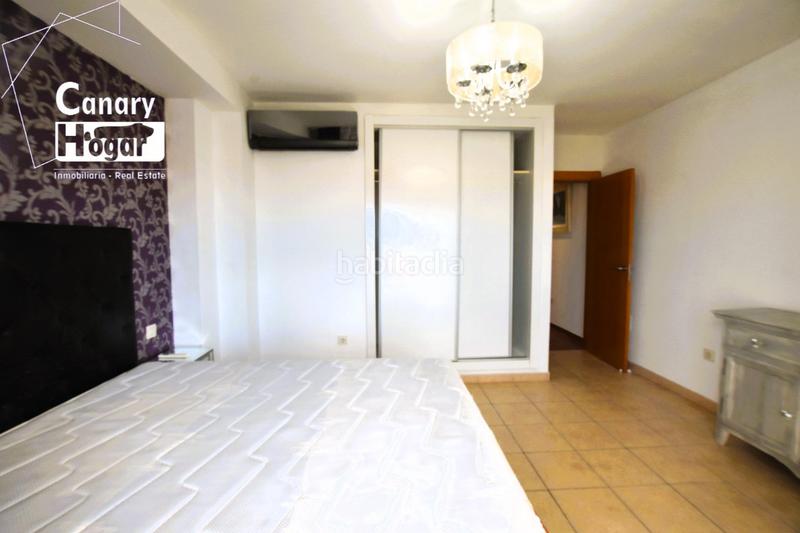 Foto b973e200-fadb-42a3-a446-bed82695716d. Casa a schiera con parcheggio piscina in Playa Fañabé Alto Adeje