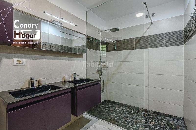 Foto 1371c3c8-dcee-46a3-934a-5c0b0fa031e4. Xalet amb aparcament piscina a San Eugenio Alto Adeje