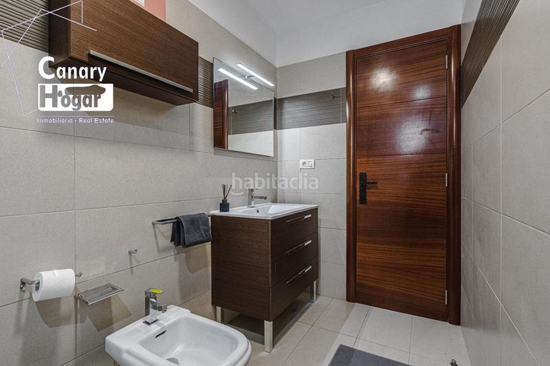 Foto 1b9eab9a-3348-45d7-a9e0-bf9e1849ca76. Xalet amb aparcament piscina a San Eugenio Alto Adeje