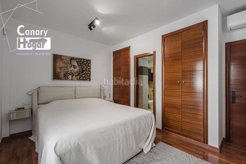 Foto 33690759-2706-43f3-9c7d-b4c5226b12b8. Xalet amb aparcament piscina a San Eugenio Alto Adeje