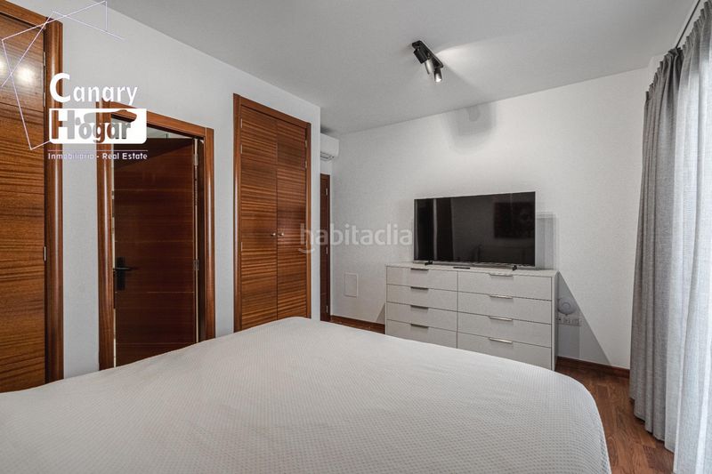 Foto 700e0775-d8de-4ee0-a975-799d79ff43f3. Xalet amb aparcament piscina a San Eugenio Alto Adeje