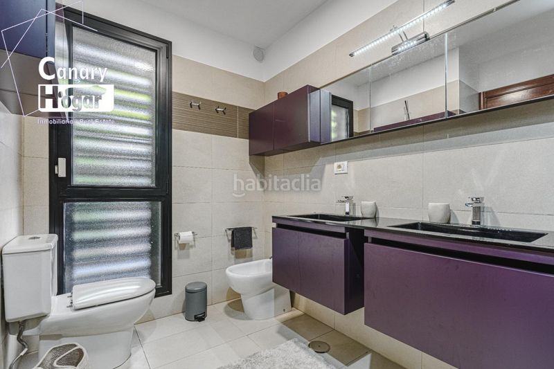 Foto b3da34d6-2b35-4bff-b133-5d5c618afa48. Xalet amb aparcament piscina a San Eugenio Alto Adeje