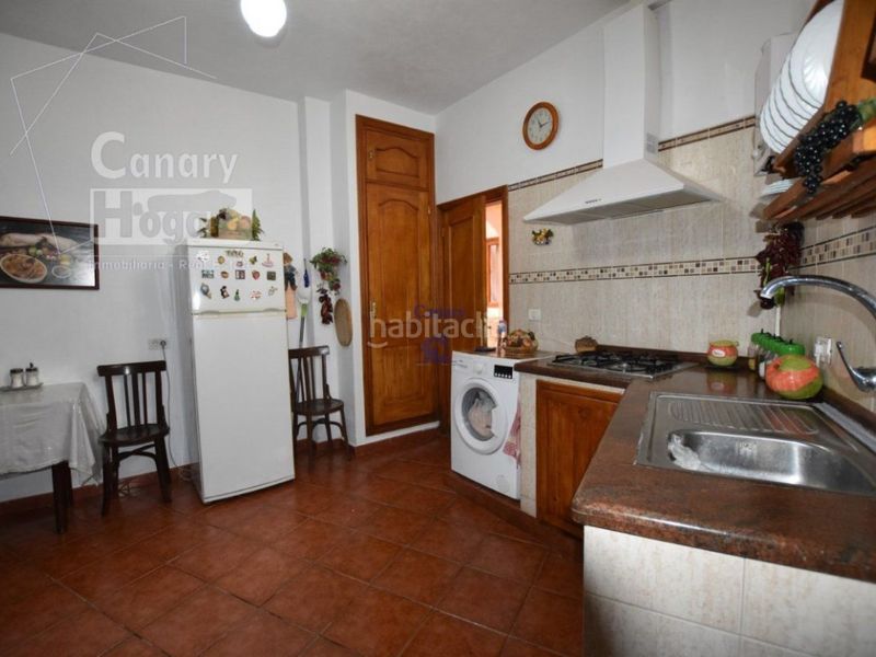 Foto e8a5121e-3d06-4493-a9f1-4280a1191099. Casa amb aparcament a Chío Guía de Isora