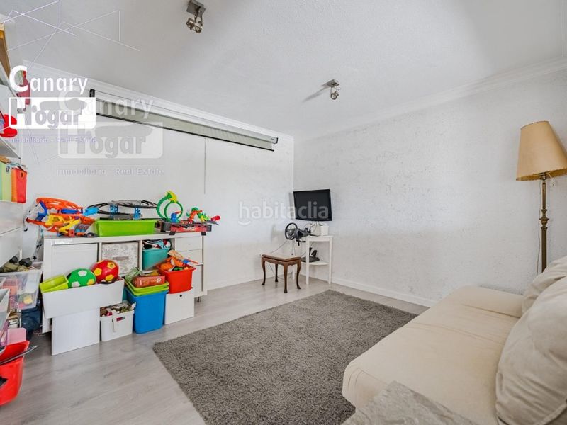 Foto 7a8589ef-553c-4a45-8723-9b0de4ab35e6. Casa amb aparcament piscina a San Eugenio Alto Adeje