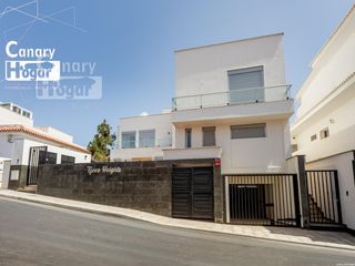 Chalet  La union. 4 adosados de obra nueva ala venta para estrenar