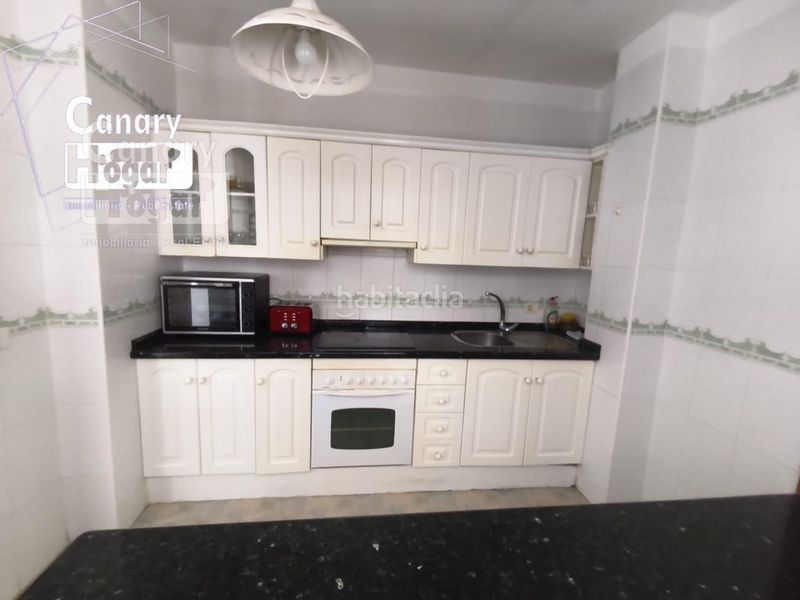 Foto 20b2beaf-081d-4440-9284-4fbee63b9406. Apartament amb calefacció aparcament piscina a Los Cristianos Arona