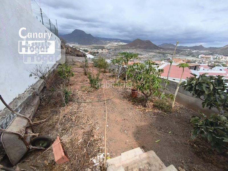Foto e0f5ed2b-3258-49d9-b9b4-306a4dfd8b09. Apartament amb calefacció aparcament piscina a Los Cristianos Arona