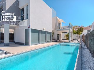 Casa  Horno el. Villa moderna y acogedora con piscina privada en nirvana paraíso