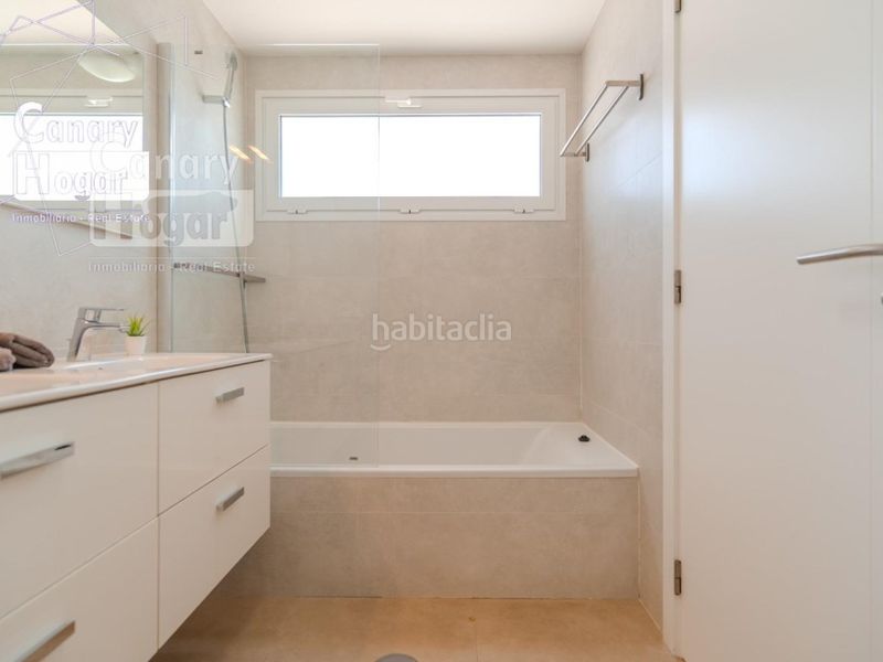 Foto 2578d501-8c38-42ef-9e9d-af331fb8bbf4. Casa amb aparcament piscina a Callao Salvaje - Playa Paraíso Adeje
