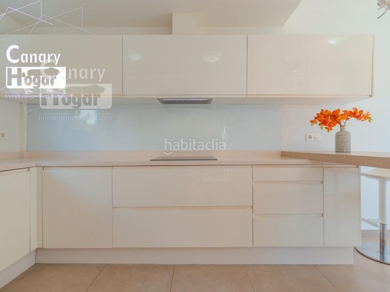 Foto cb055ebd-bd27-4471-baaf-6009c2a9075f. Casa amb aparcament piscina a Callao Salvaje - Playa Paraíso Adeje