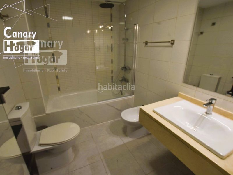 Foto b17b9c82-0ac4-4377-8186-7408c01b25a1. Casa adossada amb calefacció aparcament piscina a Adeje