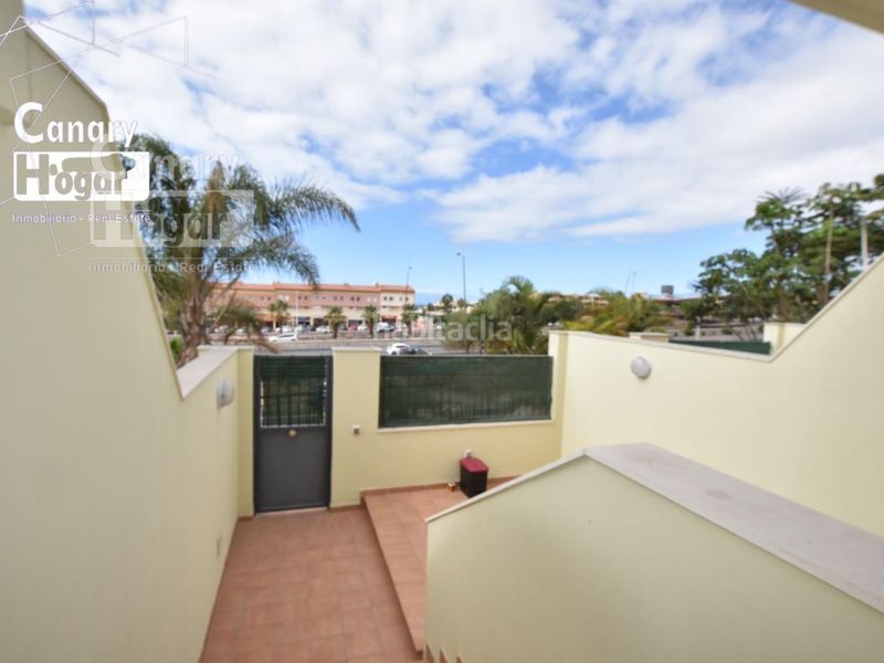 Foto f1fe05e7-0284-496c-9e40-bdf4f6b5dcb5. Casa adossada amb calefacció aparcament piscina a Adeje