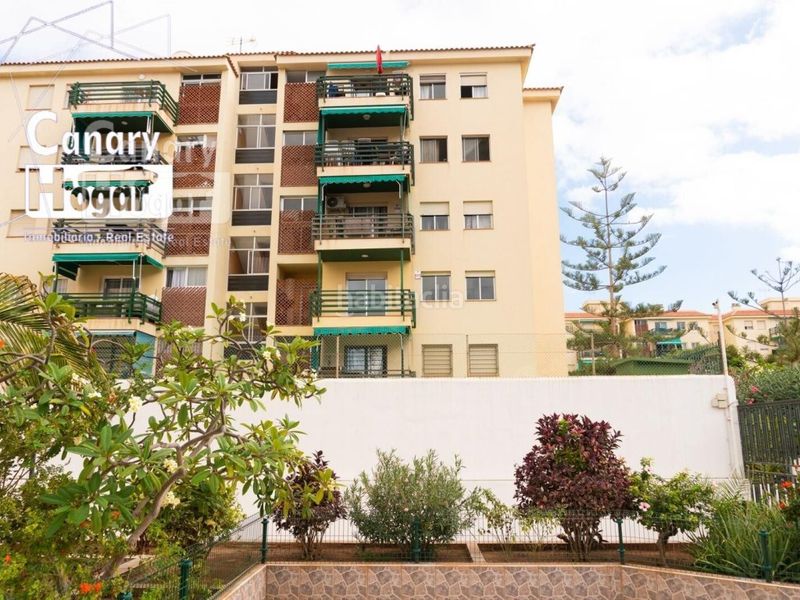 Foto 34f7051e-6562-4e37-b7af-db1c9bbd4307. Apartament amb calefacció aparcament piscina a Los Cristianos Arona