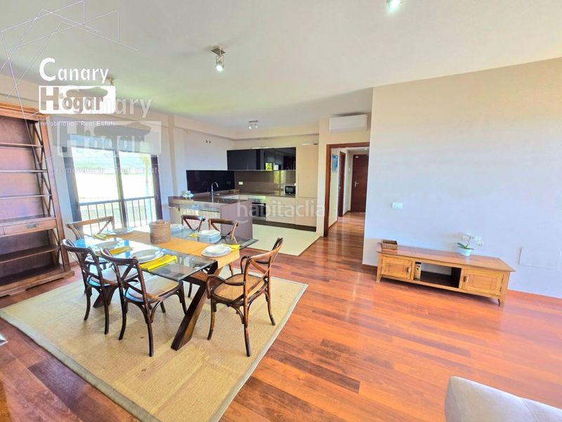 Foto b02086b2-27ae-40f9-bddc-84036e61d904. Apartament amb aparcament a San Eugenio Alto Adeje