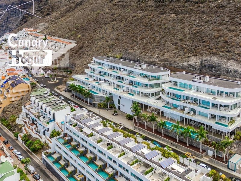 Foto 666114f7-dc3b-4871-9175-e9c20e6ed6c2. Àtic amb aparcament piscina a Acantilados de Los Gigantes Santiago del Teide