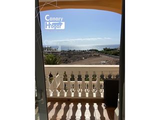 Apartment  Calle falua. Apartamento con vistas al mar en parque tropical  los cristianos