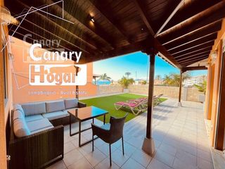 Xalet  San francisco. Villa en venta en mesetas del mar, los cristianos