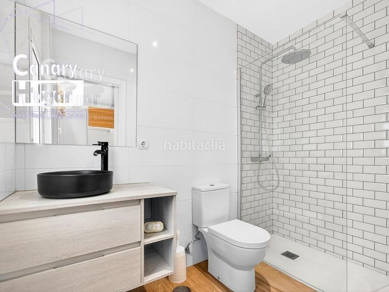 Foto 4aabe35f-7a5d-4665-8681-7ba249fe03ec. Casa amb calefacció aparcament piscina a Los Cristianos Arona