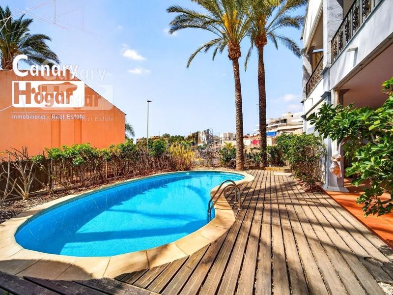 Foto 7dd96f75-60db-4094-a982-79bf8c10cb53. Casa amb calefacció aparcament piscina a Los Cristianos Arona