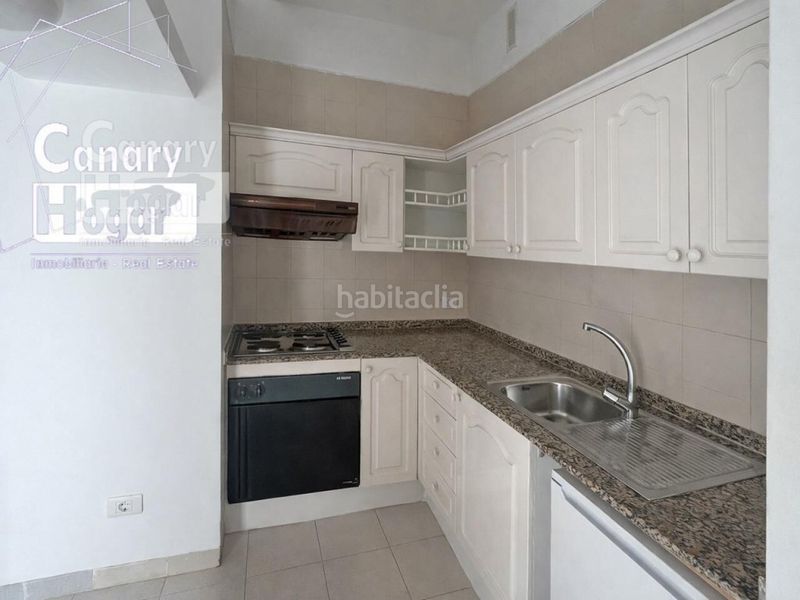Foto 583c6348-398a-40c0-8350-089b43a99adc. Apartament amb piscina a Playa de Fañabé Adeje