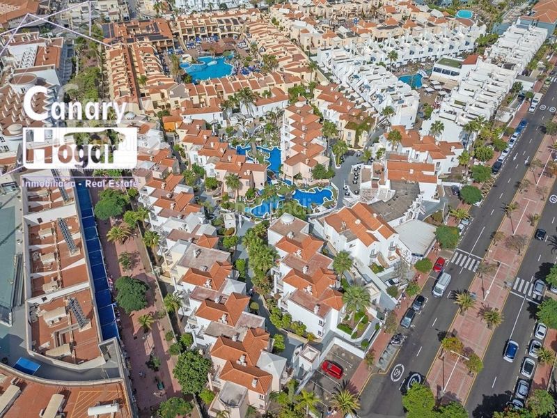 Foto c9d9b0de-0149-40f4-9705-eaea026fc012. Apartament amb piscina a Playa de Fañabé Adeje