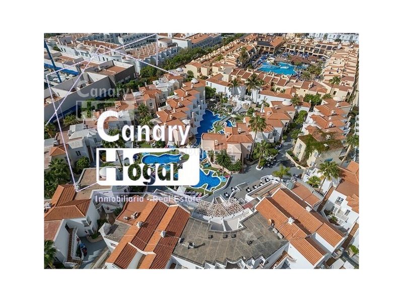 Foto e8e11e5e-5db9-47f1-b0c8-970cc24a5627. Apartament amb piscina a Playa de Fañabé Adeje