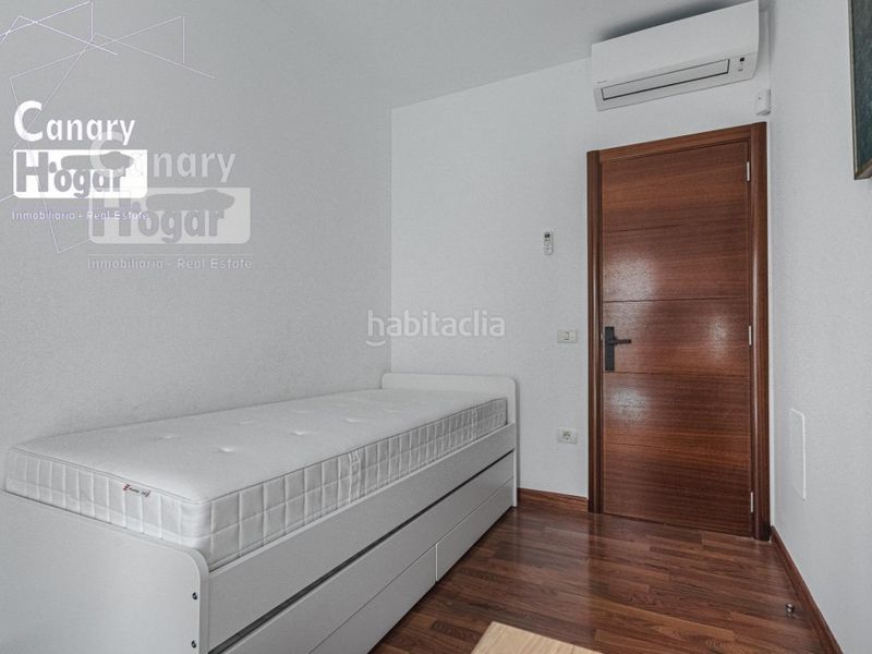Foto b8e1eff0-93b4-4ab3-947e-9256abcd938b. Casa amb aparcament piscina a San Eugenio Alto Adeje