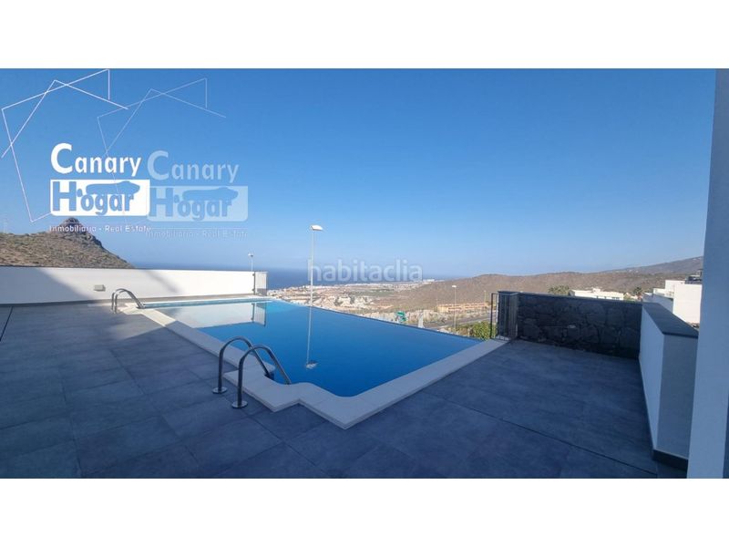 Foto 68ca1626-45cd-4c68-bccf-7d7f08d393e1. Casa amb aparcament piscina a Torviscas Centro y Alto Adeje