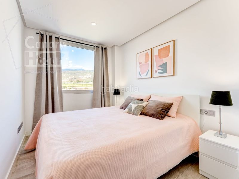 Foto b327b51d-35b7-49d0-9e3c-1d6e856a7b0f. Apartament amb aparcament a Callao Salvaje - Playa Paraíso Adeje