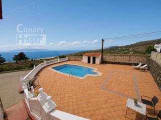 Masia a La Quinta - Taucho. Finca con terreno en venta en taucho adeje tenerife