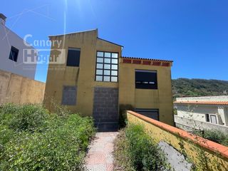 Chalet à Tegueste. Exclusiva vivienda unifamiliar en tegueste con amplias terrazas,
