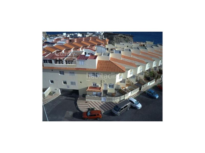 Foto ded12a9e-fa8f-458d-a732-57b27884eaaa. Casa adossada amb aparcament a Arico