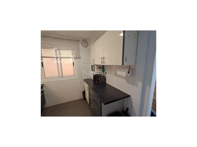Foto e3ca7308-fbe0-468b-9bd3-c035fe7a5b24. Casa adossada amb aparcament a Arico