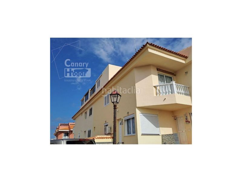 Foto e562aa03-4b9f-428b-814c-9e4672b7d616. Casa adossada amb aparcament a Arico