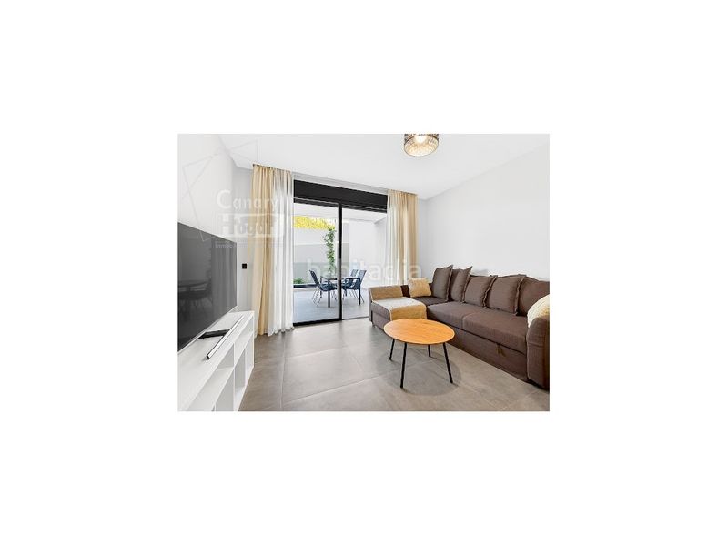 Foto 13c7e37c-79d6-408d-8d3b-4ca68ddd082e. Apartament amb calefacció aparcament piscina a Playa Fañabé Alto Adeje