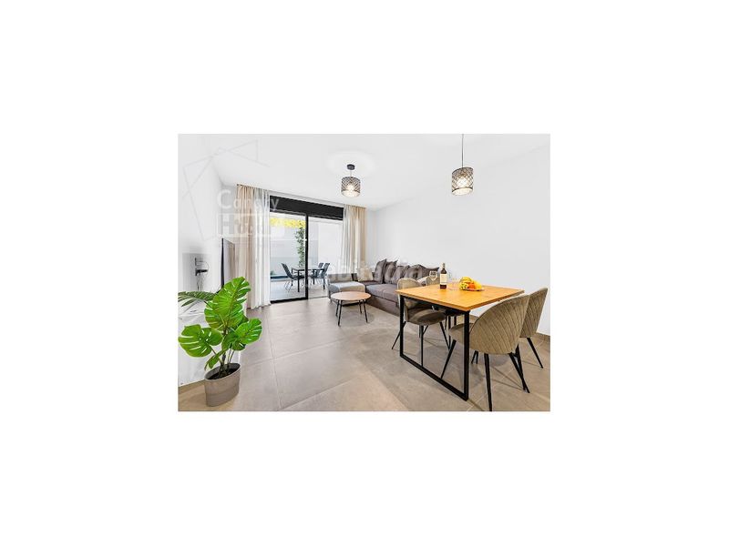 Foto c939d7b4-0312-48fe-800e-5f7cb2b6987a. Apartament amb calefacció aparcament piscina a Playa Fañabé Alto Adeje