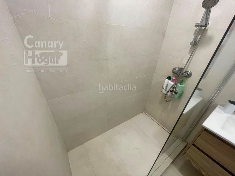 Foto c41a6636-2efb-4411-9654-c7c1553d9e30. Estudi amb aparcament piscina a Playa de las Américas Arona