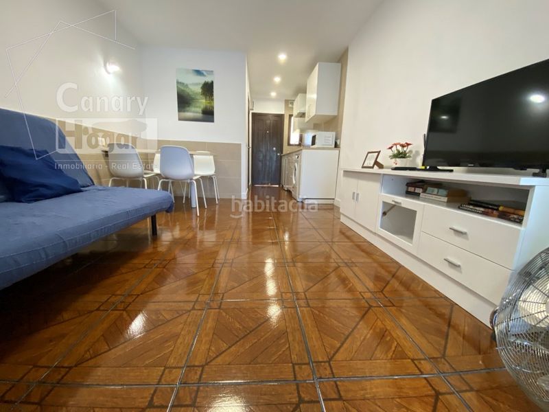 Foto 297ec9b7-a008-41bb-9cca-84533b66bcf6. Apartament amb piscina a Los Cristianos Arona