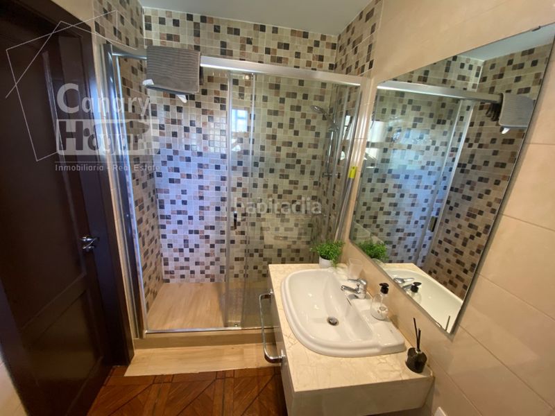 Foto ff93a65a-5aea-4467-b994-7732069f0d44. Apartament amb piscina a Los Cristianos Arona