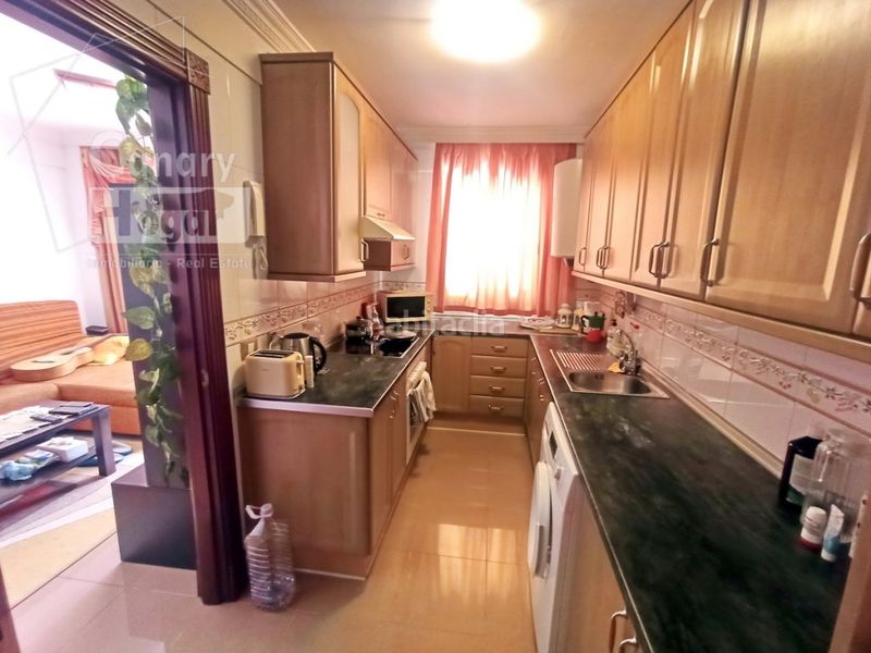 Foto 01619a11-7448-40f7-84a2-20be1a7768d9. Casa adossada amb aparcament a Playa Fañabé Alto Adeje