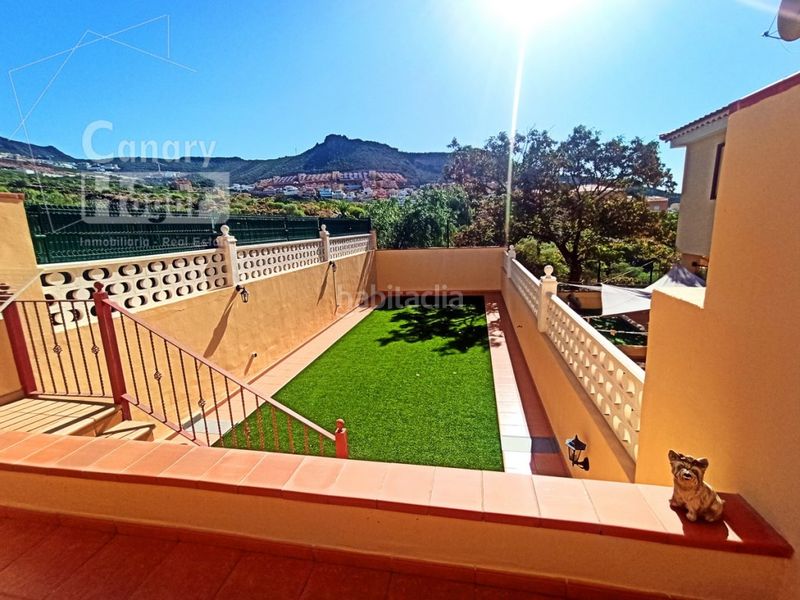 Foto 0cd3e8e5-90ff-4702-bba7-45a97f7adfd2. Casa adossada amb aparcament a Playa Fañabé Alto Adeje
